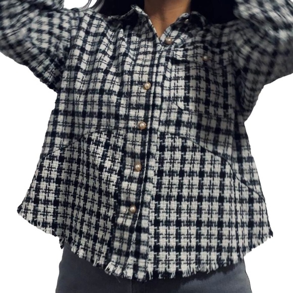 Umgee Sweaters - Umgee Shacket Jacket Plaid Black White Cozy Oversized Tweed Frayed Hem Womens 1X